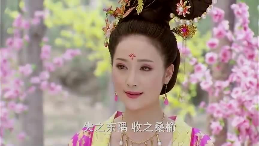 隋唐英雄太子妃妩媚动人武三思看到后嘴角微微上扬