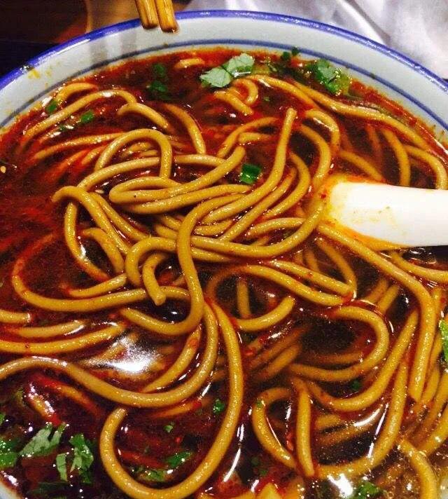 陕西有名的小吃有哪些( 陕西有名的小吃有哪些品种 )