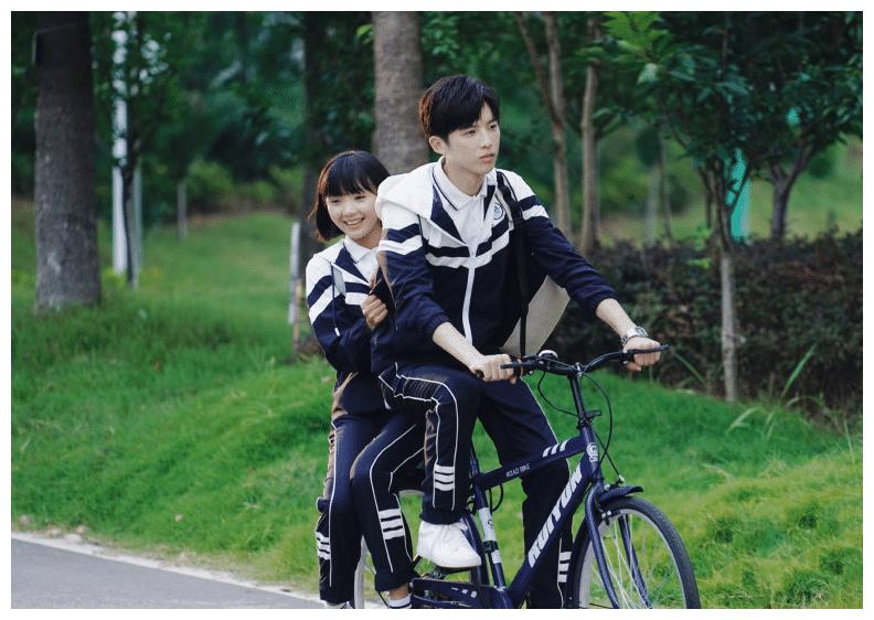 《时光与你都很甜》提升友情高度,构建完美关系,用温情抚平伤痛