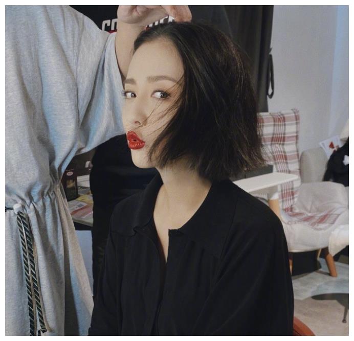 看到同框画面,我不淡定了|央视|蔡徐坤|佟丽娅_新浪新闻