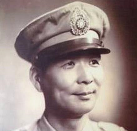 胡琏临终前为何非要坚持海葬?四字遗言暴露其死硬本性!|金门战役|胡琏|海葬_新浪新闻
