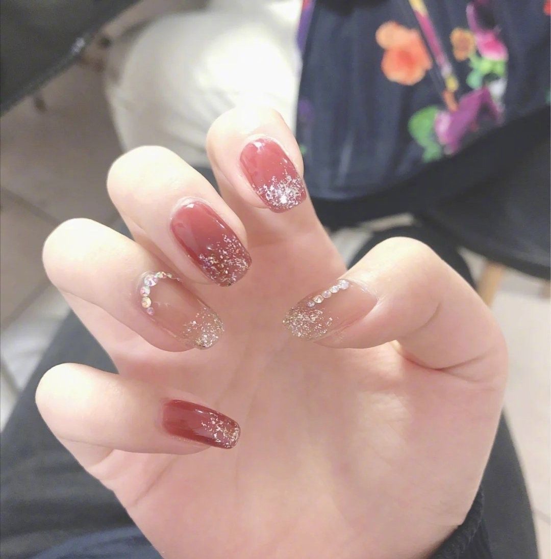 伸手惊艳,今夏美甲温柔色_高清图集_新浪网