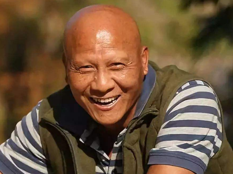 这6位“光头演员”厉害了,张卫健、徐峥上榜,你全认识算我输!|反派|杜玉明|计春华|葛优_新浪新闻