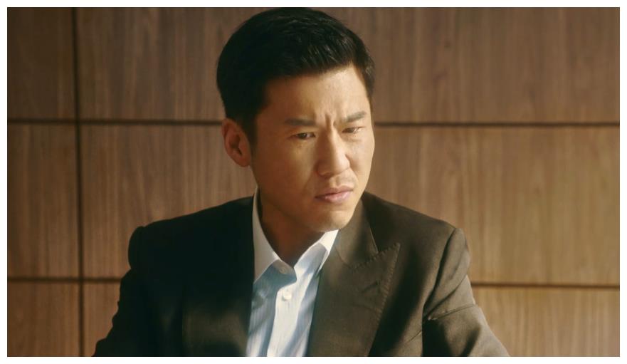 流金岁月范金刚两次提醒朱锁锁杨柯事业或遭波折但她没听懂