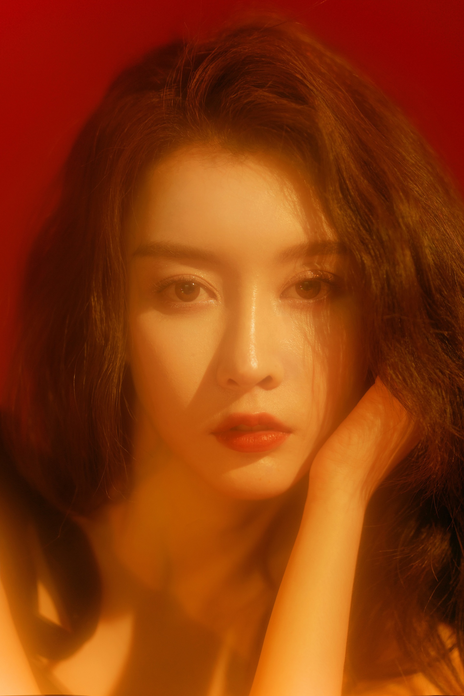 周麟嘉《人海之中遇见你》顺利杀青 即将开启职场小白