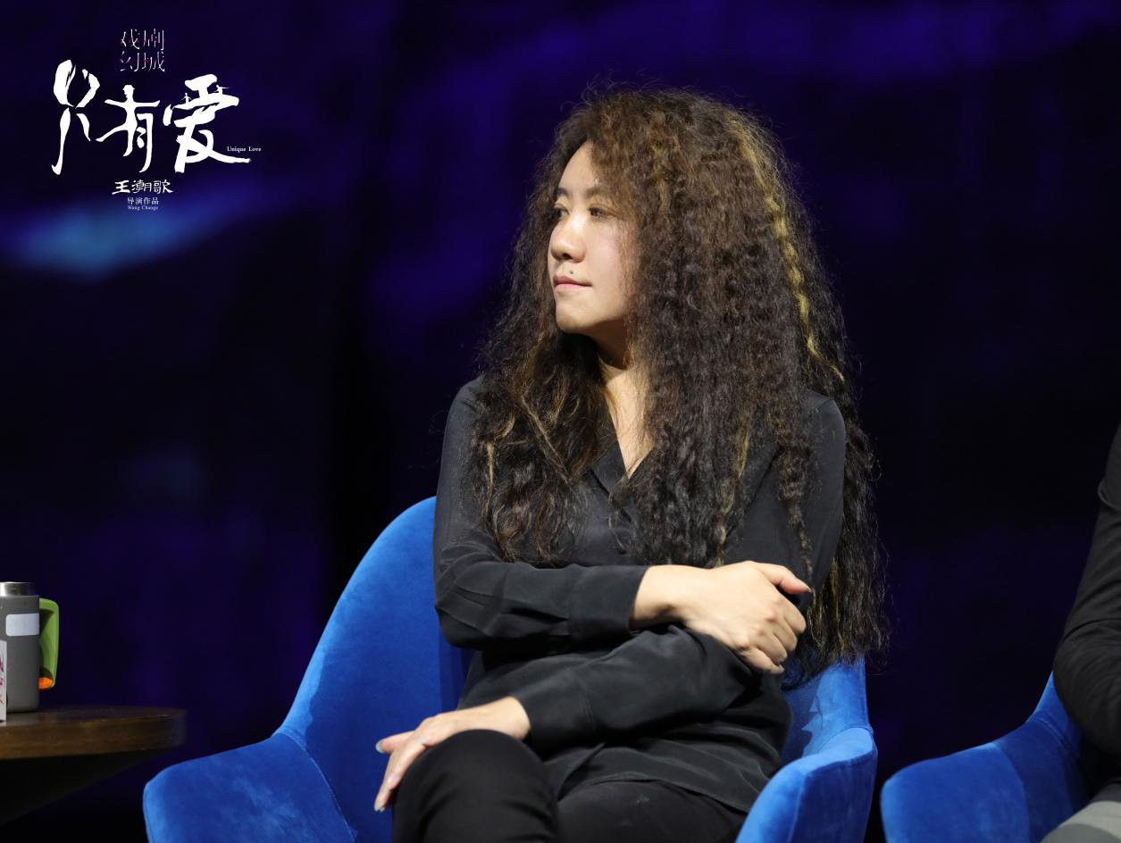 王潮歌敢于触碰现实主义以广度实现深度