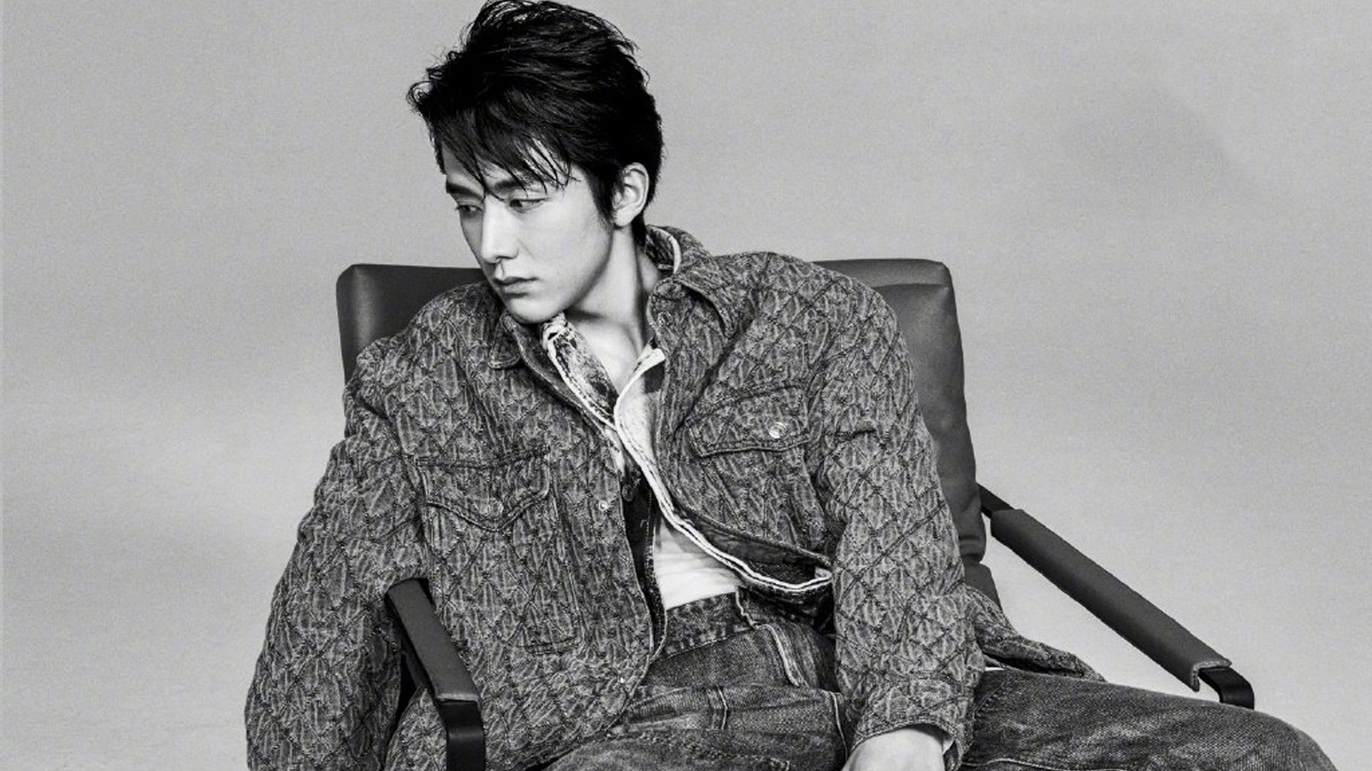 精选一组张新成最新超酷壁纸,张新成最新酷帅大片来袭_高清图集_新浪