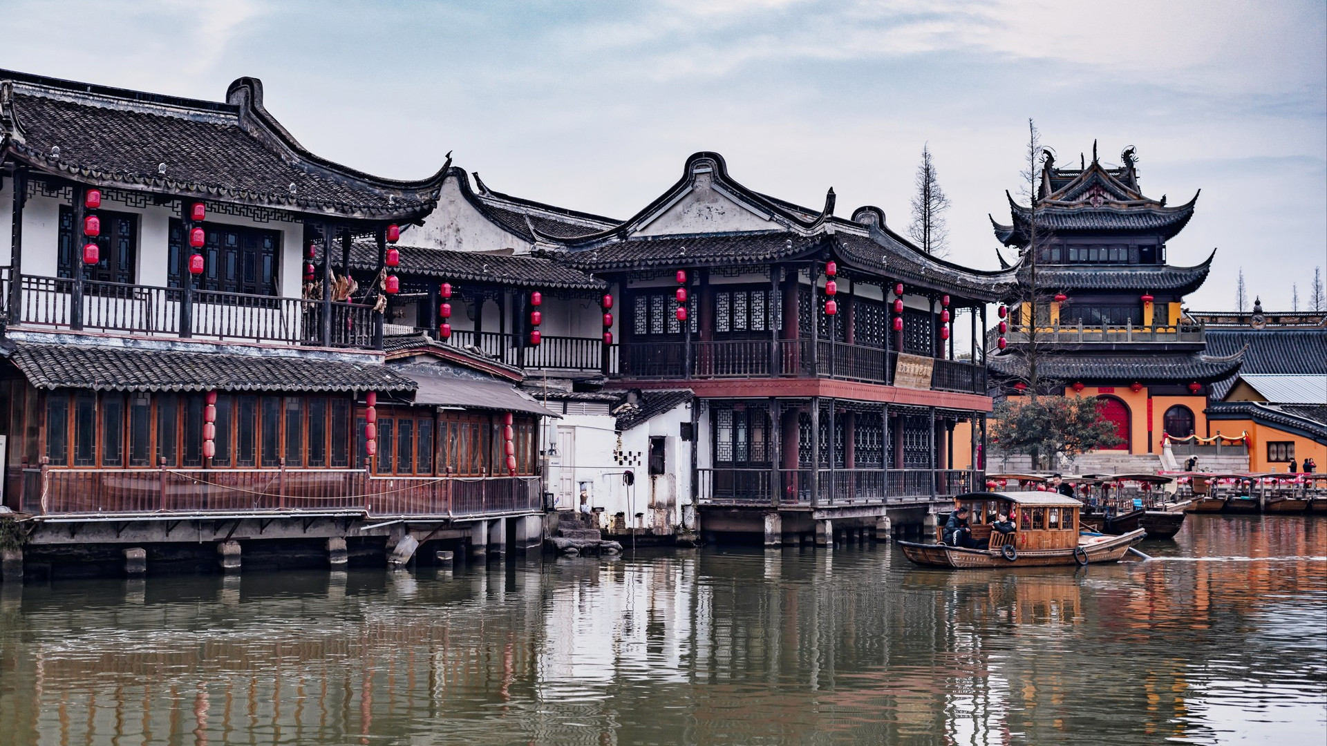 上海保存最完整的江南水乡古镇,位于青浦,依山傍湖,但不是金泽_高清
