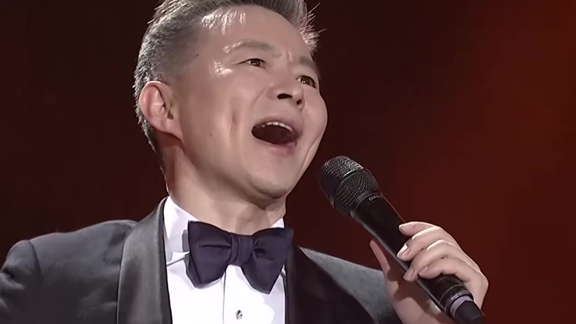 震撼!吕继宏,王宏伟合作《西部放歌 再见了大别山 阿拉木汗》