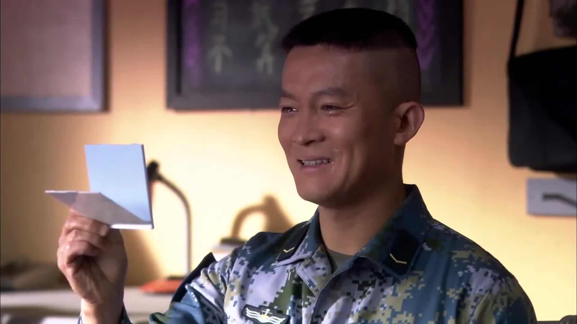 军旅剧蒋小鱼的爱情走到尽头虽然很伤心但绝不能表现出来