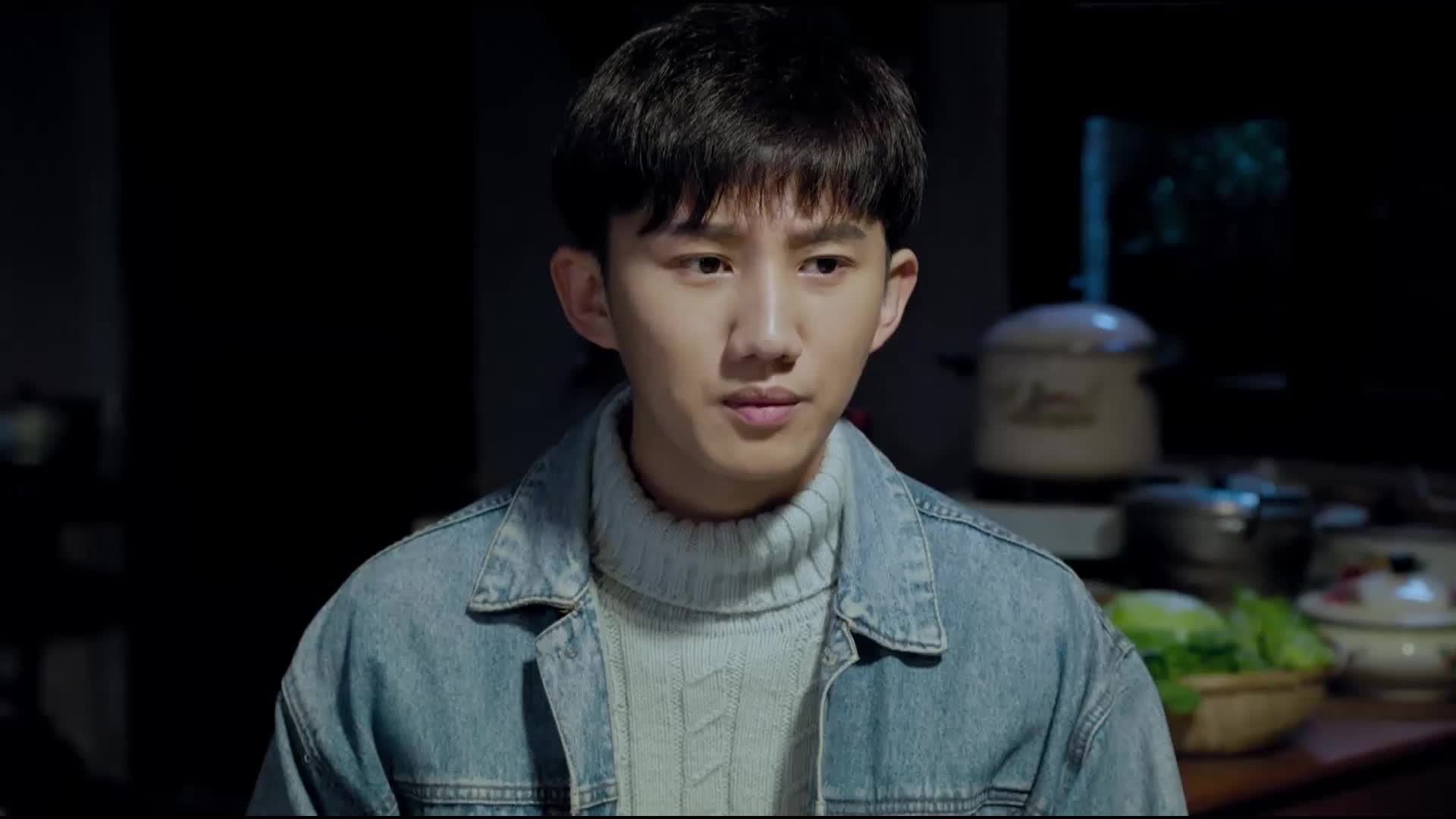 我的小姨秋山心急如焚老妈居然怀疑是自己偷了墨飞的画