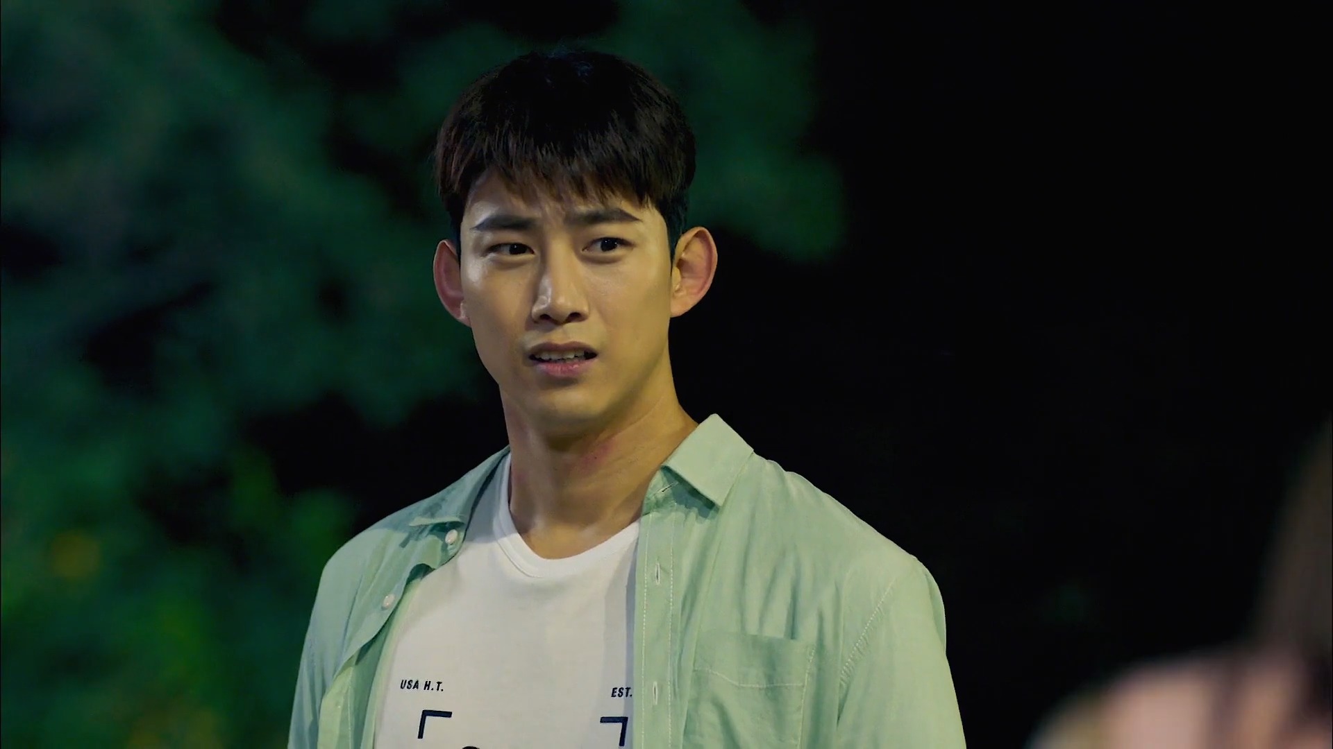 澡堂子出现恶鬼专挑女人大腿下手韩剧打架吧鬼神