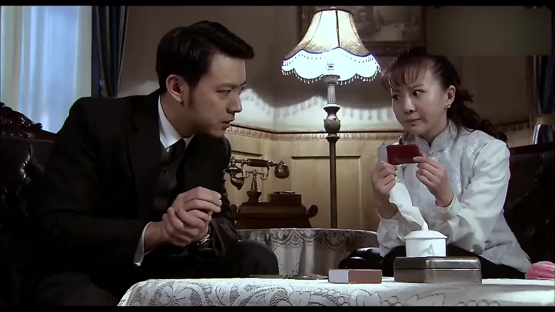 渗透齐公子拿着香皂和赵致研究其中的信息赵致一语道破天机