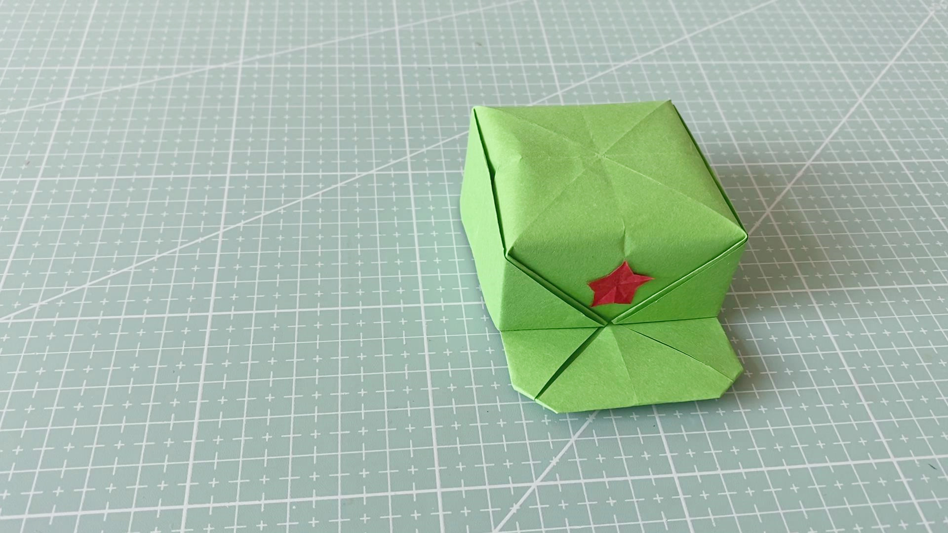 简单又有趣的军帽折纸