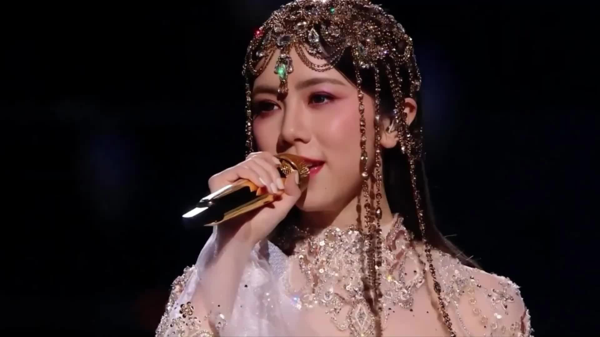 华语乐坛新生代女歌手前五名,谁的实力更强?|张靓颖|邓紫棋_新浪新闻