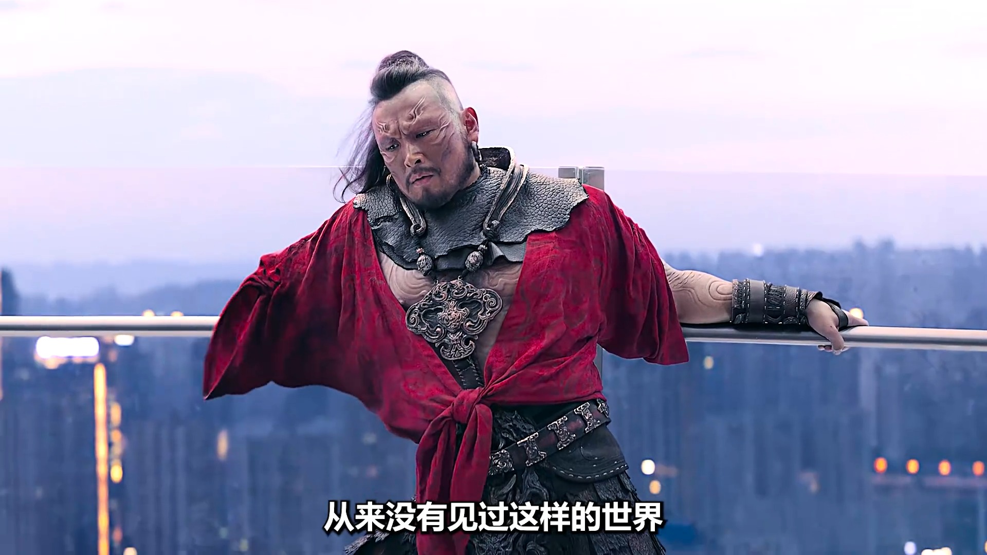 《刺杀小说家2》古代人意外穿越来到两千年后