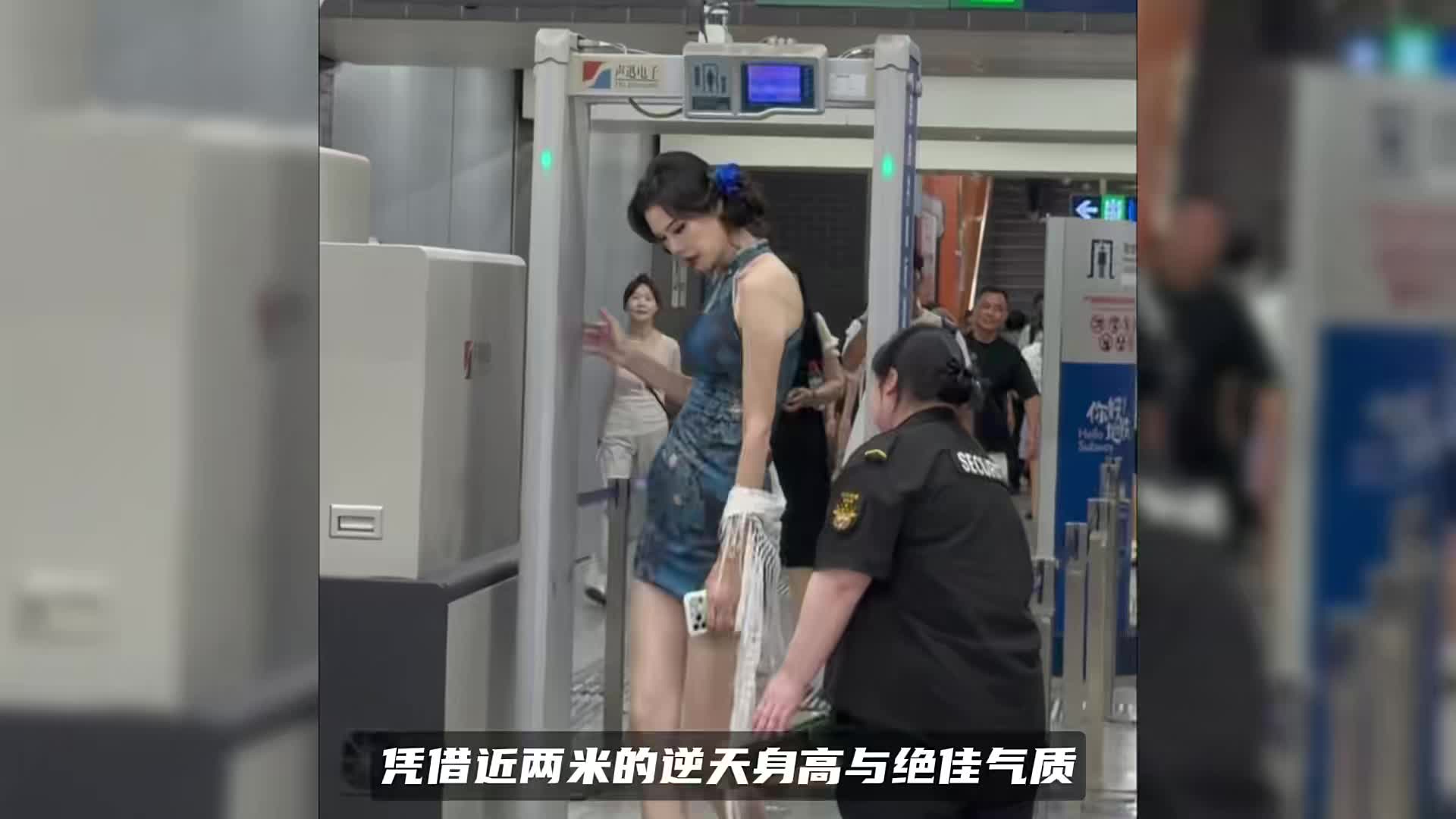 大长腿！2米前女篮国手许诺古风出镜，发问青蛇还是白蛇