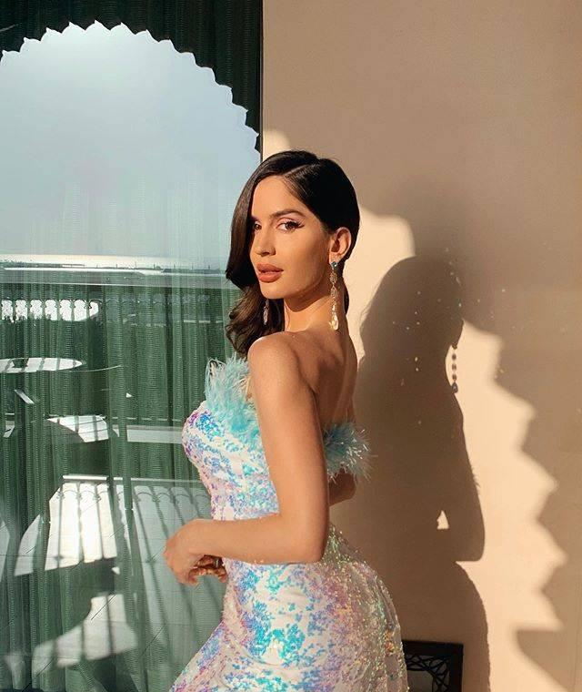 内马尔与绯闻女友共同出镜,21岁网红曾参加内少生日会|娜塔莉亚