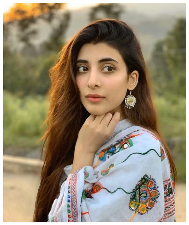 巴基斯坦,八个美女明星,美得让人窒息__财经头条