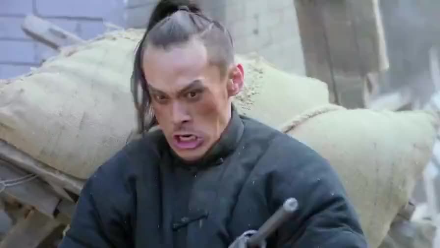 土匪郑三炮和蝴蝶迷来劫囚,最终落荒而逃!