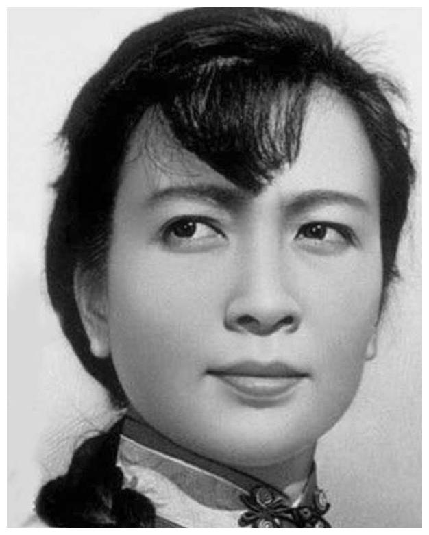 1953年林道静谢芳开会曾自曝暗恋张目结婚63年被宠成小孩