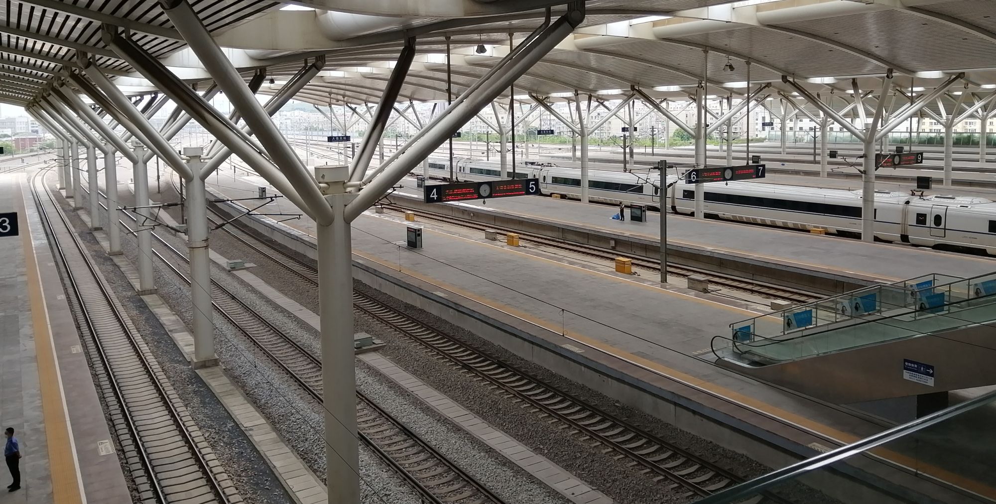 大连暂居看大连,北站外形"有石有水有寓意"叹服设计师的想象力