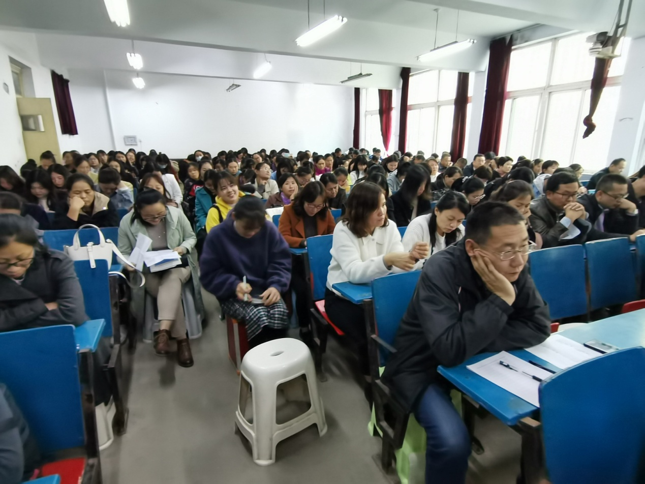 鄄城县第十二中学召开2021-2022学年第一学期教学工作会议|教学|鄄城