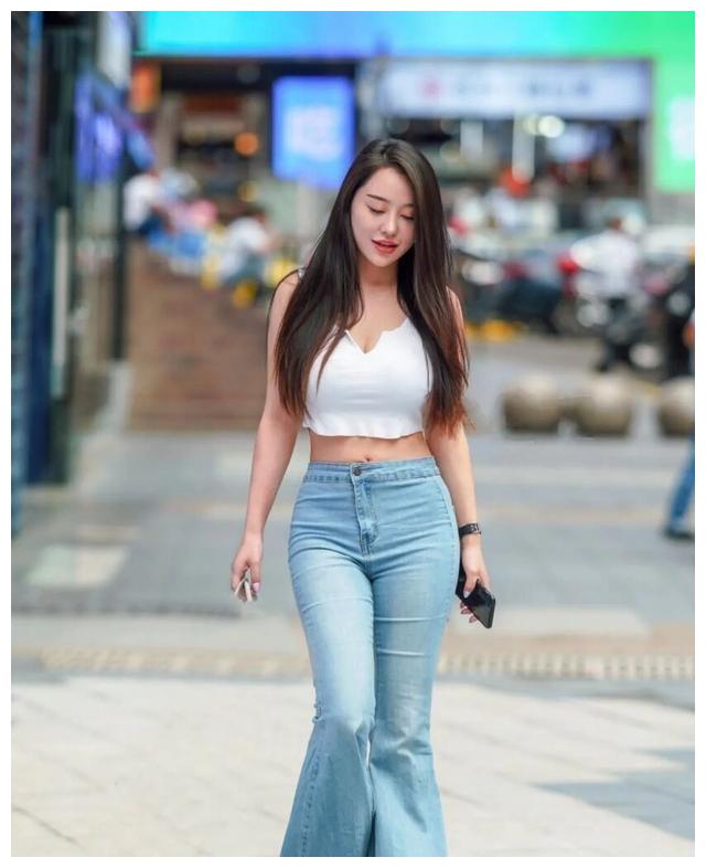 简单修身的瑜伽裤穿搭,优雅不失清新,成为别人称赞的小仙女休闲区蓝鸢梦想 - Www.slyday.coM 简单修身的瑜伽裤穿搭,优雅不失清新,成为别人称赞的小仙女休闲区蓝鸢梦想 - Www.slyday.coM