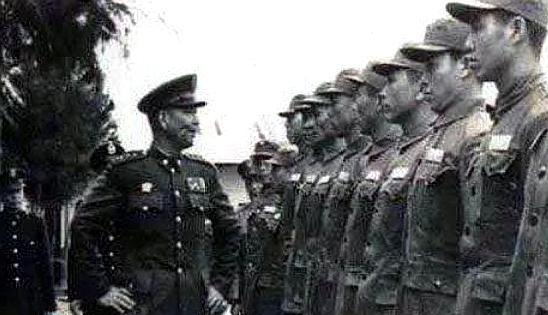胡琏临终前为何非要坚持海葬?四字遗言暴露其死硬本性!|胡琏|石牌保卫战|海葬|遗言|本性|华野|黄维|湘北|石牌|土木系|刘戡_新浪新闻