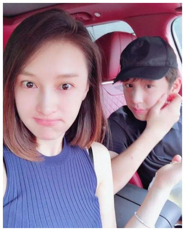 嫁豪门婚后隐退,生俩儿子与丈夫恩爱15年|乐珈彤|琼瑶|朱锐_新浪新闻