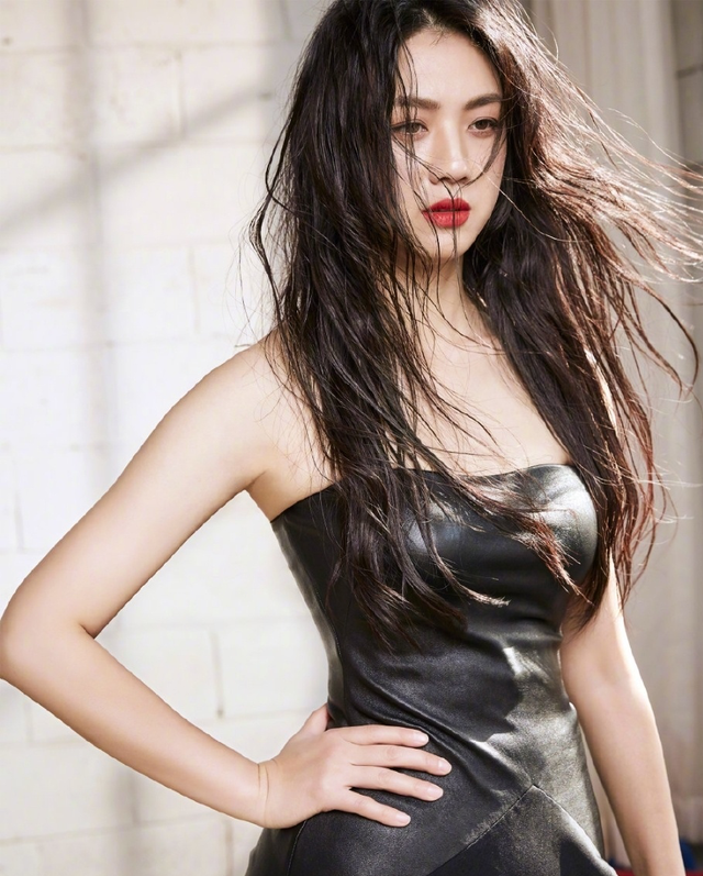 汤唯再现夫妻档女主角，与<a href=