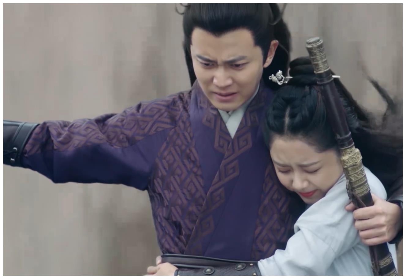 古装剧中跳崖的那些俊男美女,你最想去救哪一个