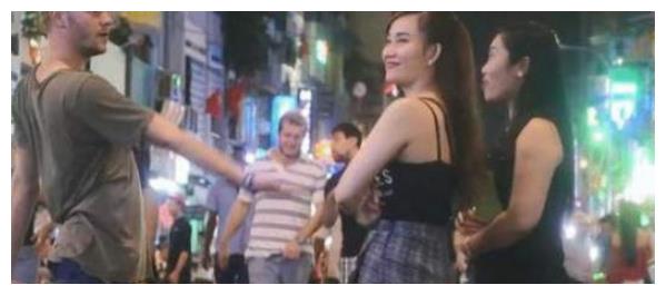 越南夜市街头，美女问你要不要“吃生菜”到底是什么暗语？