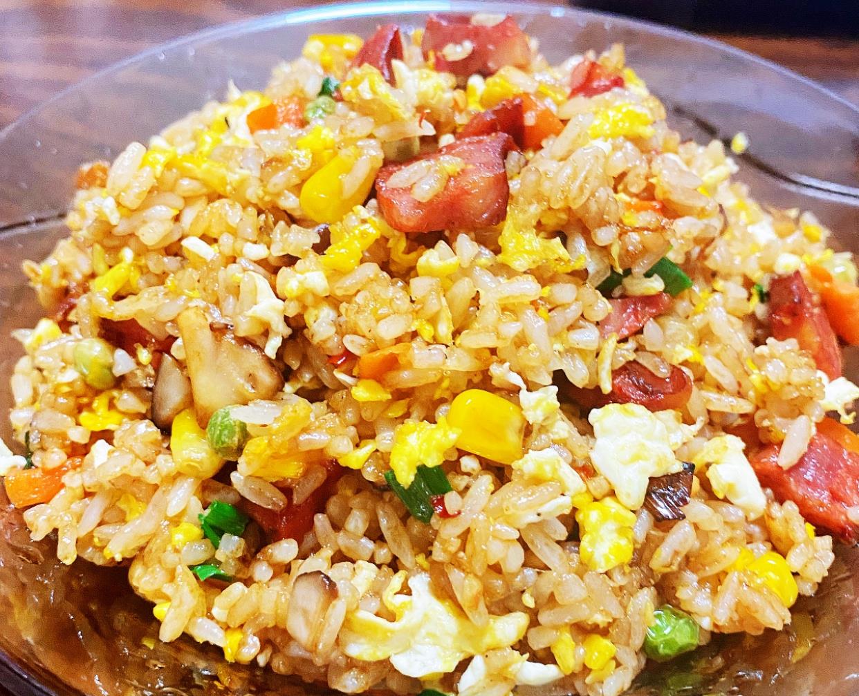 腊肠炒饭,你是不是第一步就做错了?_高清图集_新浪网