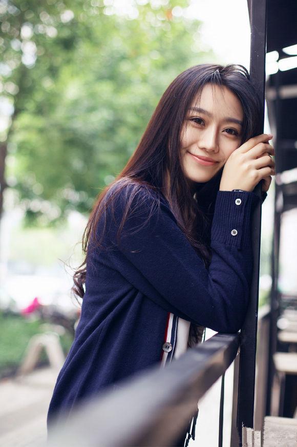 女演员龙政璇:清新靓丽,美艳可人!