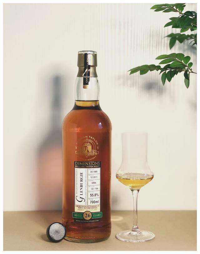 好酒:一口温柔的麦芽味波本桶