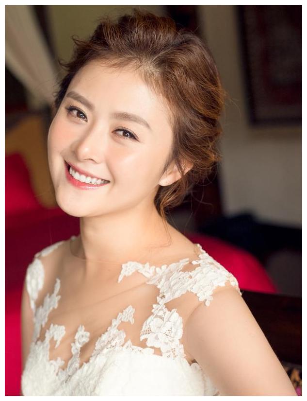 沈腾隐藏5年的老婆曝光长相貌美如花怪不得一直不公开