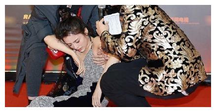 盘点明星们比较尴尬的时刻,来看看这些亮点,要是你会怎么办!