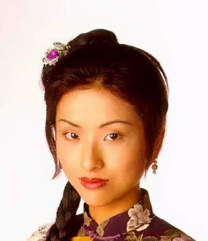 陈小春版鹿鼎记的方怡：看似不起眼，却嫁给陈奕迅拥有完美爱情