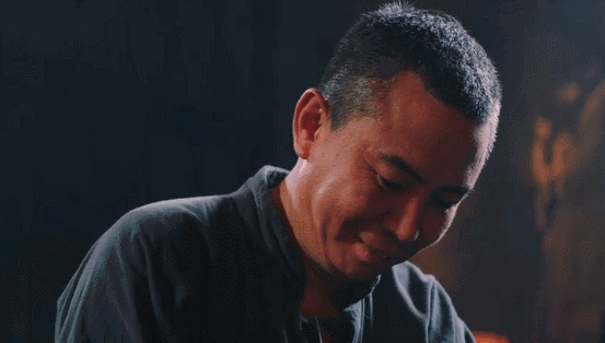 征服韩跃平衣着朴素低调地铁出行多次合作孙红雷