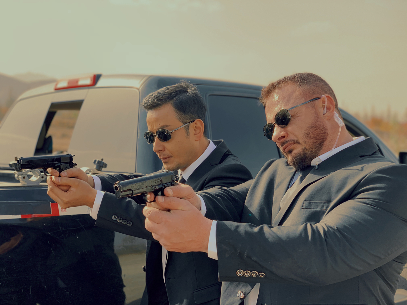 雷霆追击热播刘牧挑战自我圆心中英雄梦