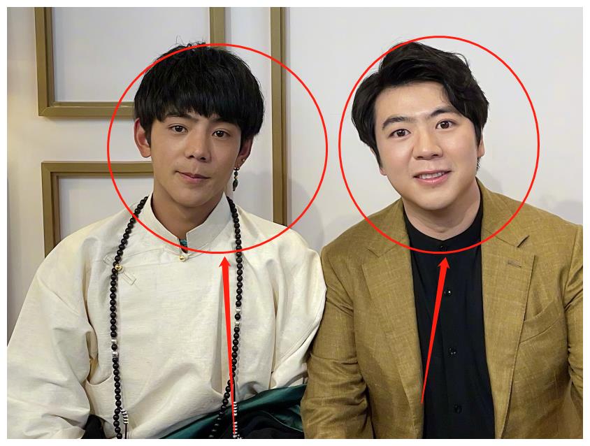 丁真现身微博之夜人气超高众星争相合照他却唯独优待黄子韬