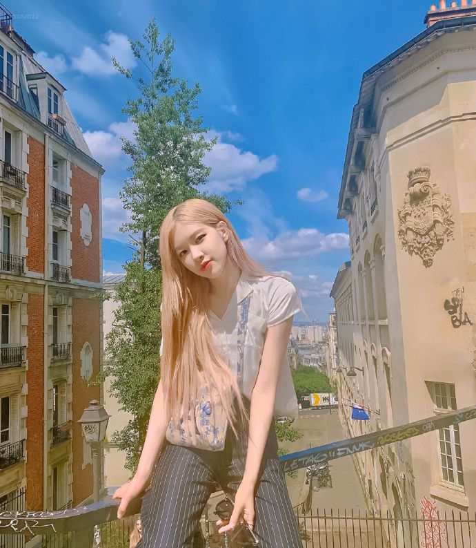 人间蜜嗓朴彩英,蓝色妖姬rose,实在太好看了