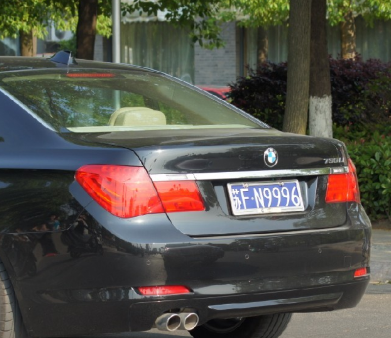 南通宝马730车主换车奔驰gls450,车牌"9996"仍然很亮眼!