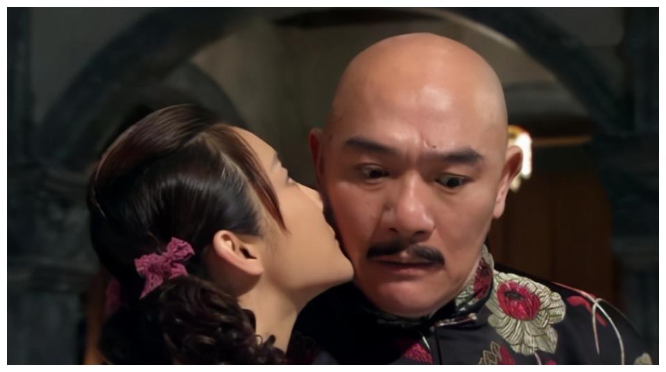 王绘春是一位老演员,很多角色拿捏得很好,特别是庞太师