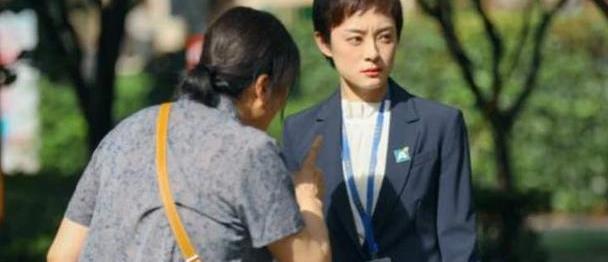 《安家》的房似锦和朱闪闪:被父母宠爱的女儿,长大更优秀