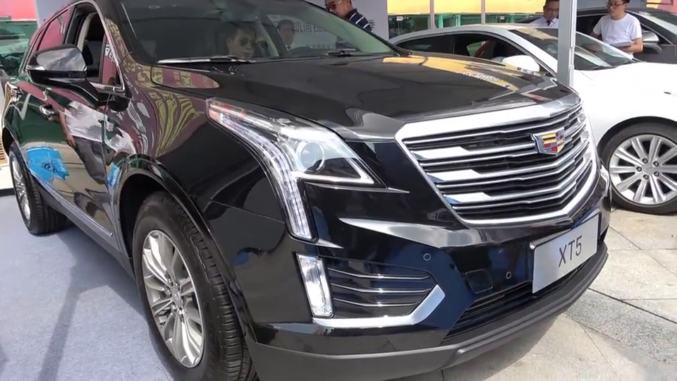 车展直击凯迪拉克4.8米中大型豪华suv,全新2.0t版xt5来了