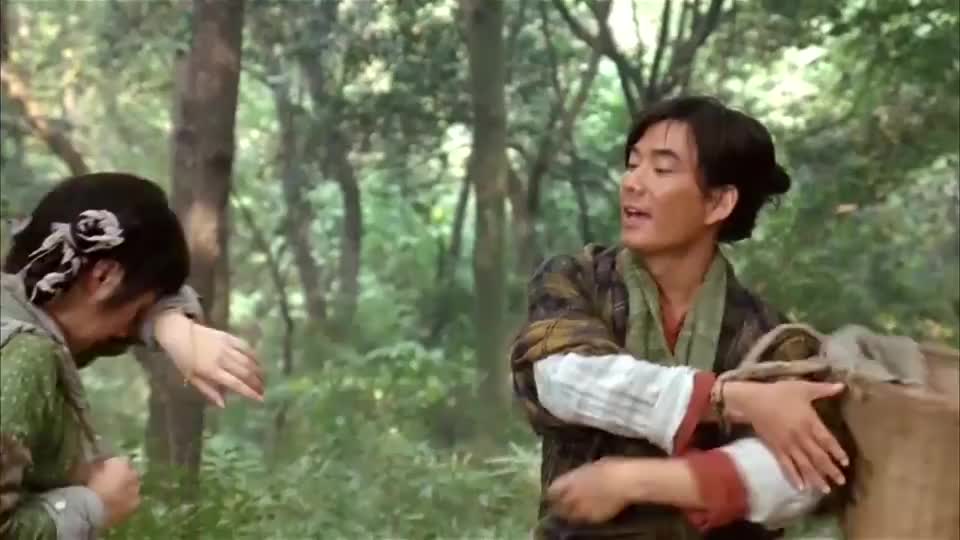 任贤齐以为她是衣服的鱼腥味 却不知是自带体臭 还夸她