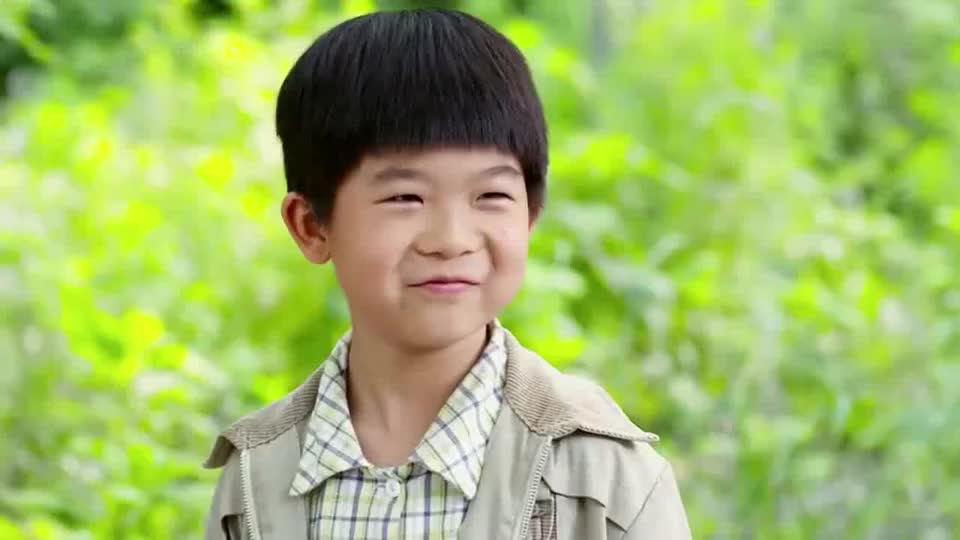 俺娘田小草:小草干活晕倒,小浩都急哭了,要叫医生小草拦着不让