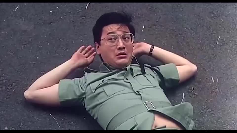 陈百祥这集没被打?原来有他在啊,那没事了